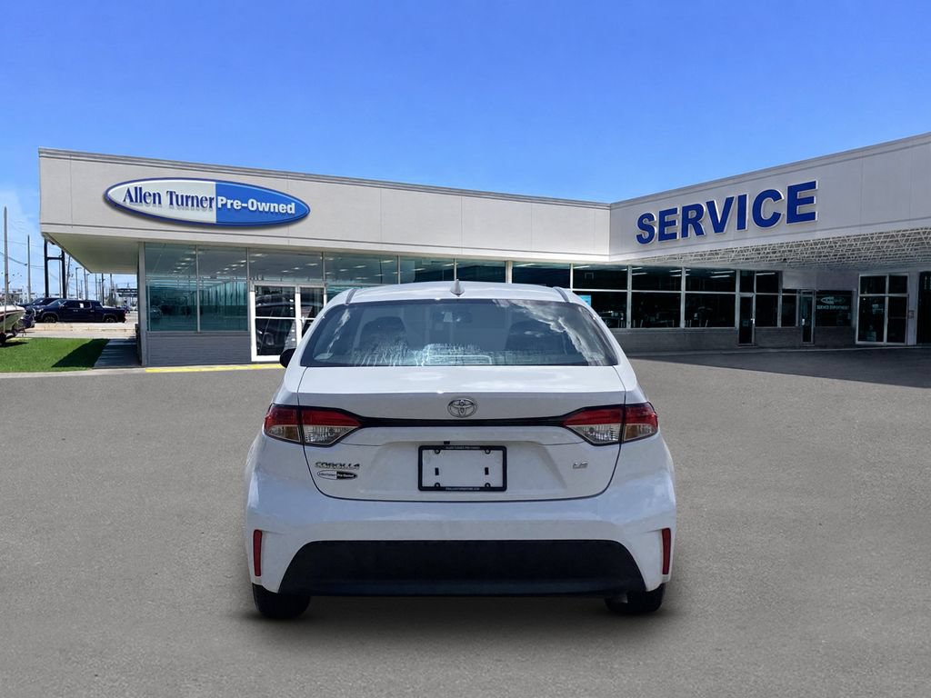 Used 2024 Toyota Corolla LE FWD image 7