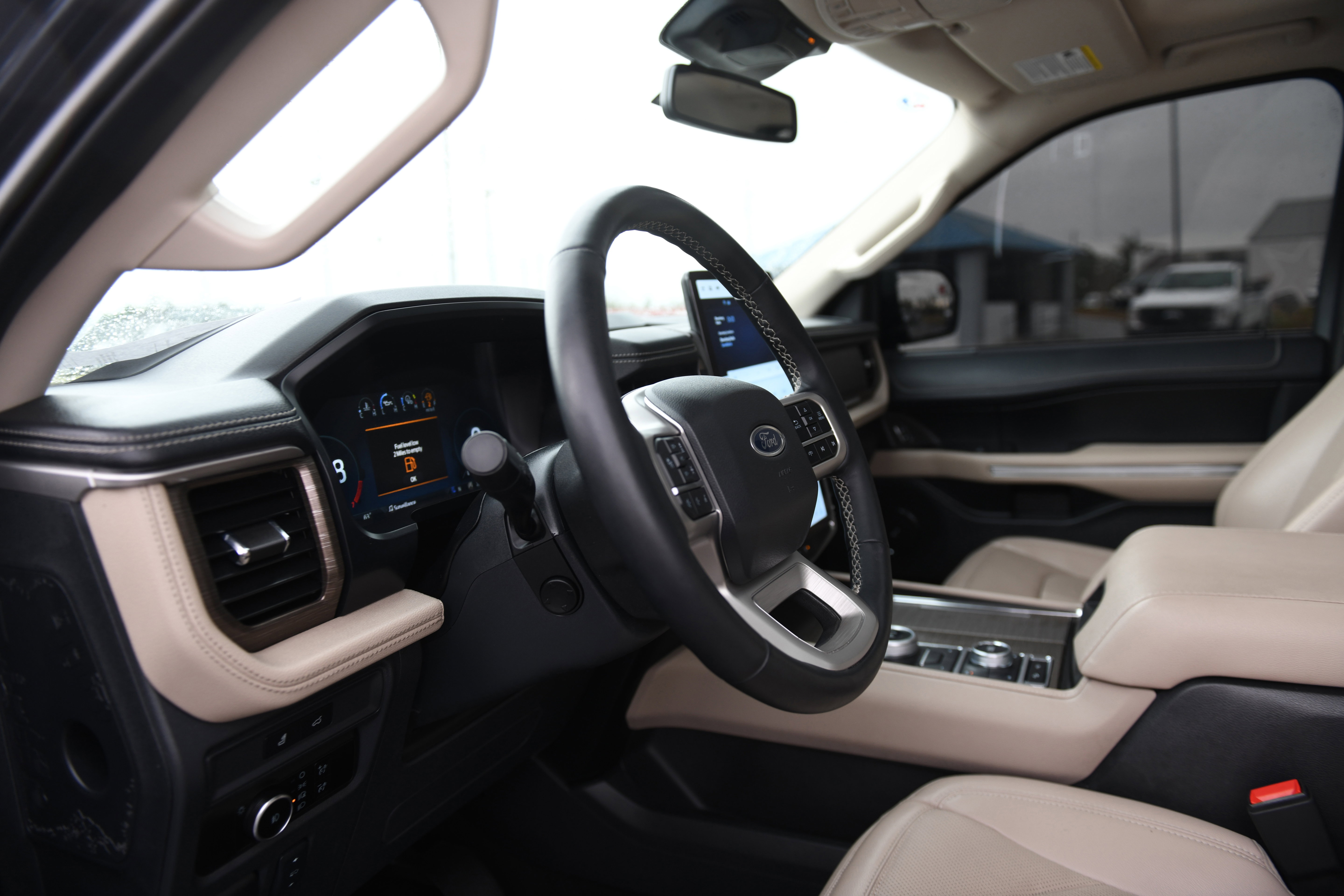 Used 2024 Ford Expedition Max Limited image 20