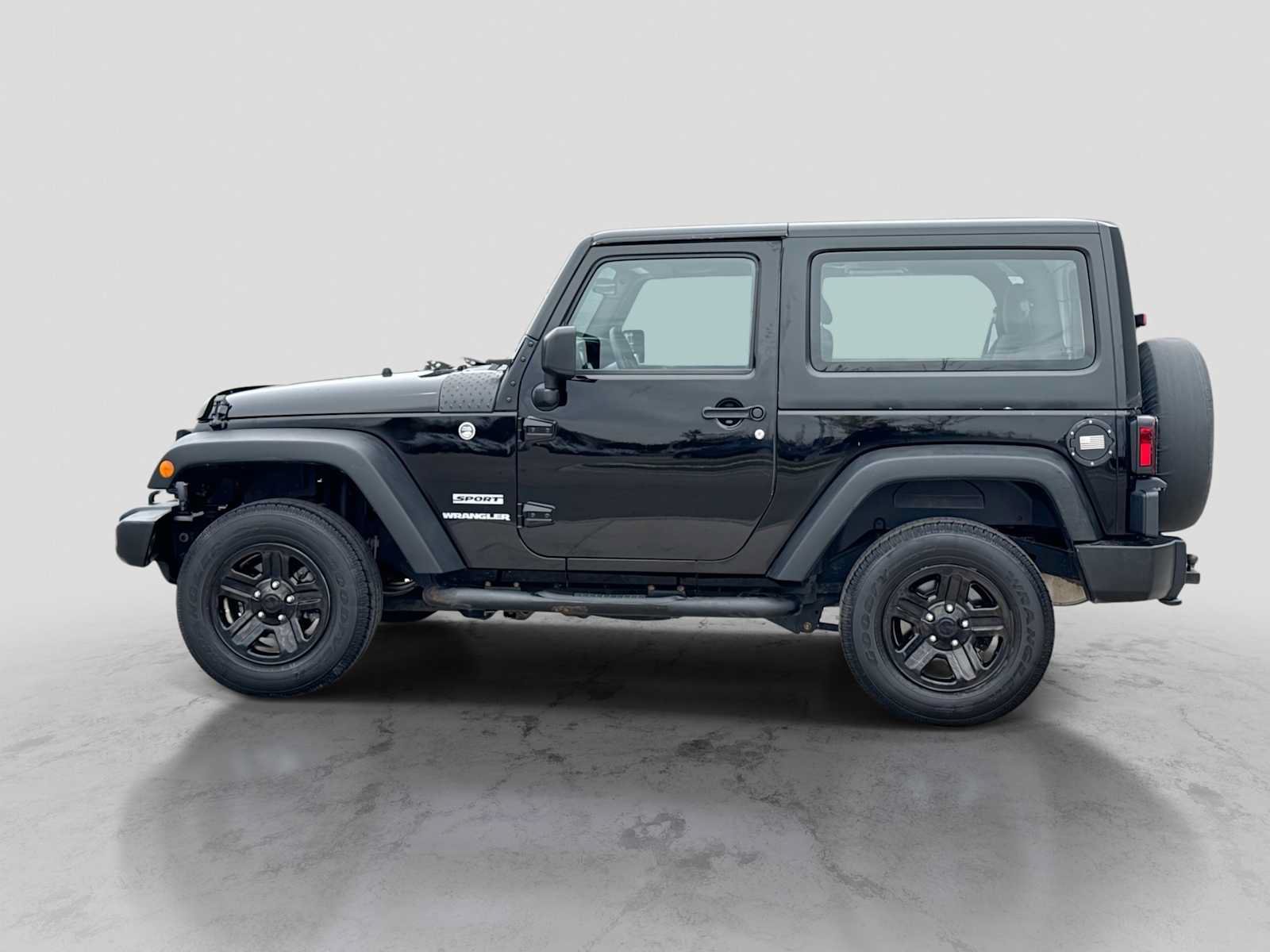 Used 2016 Jeep Wrangler Sport AWD/4WD image 3