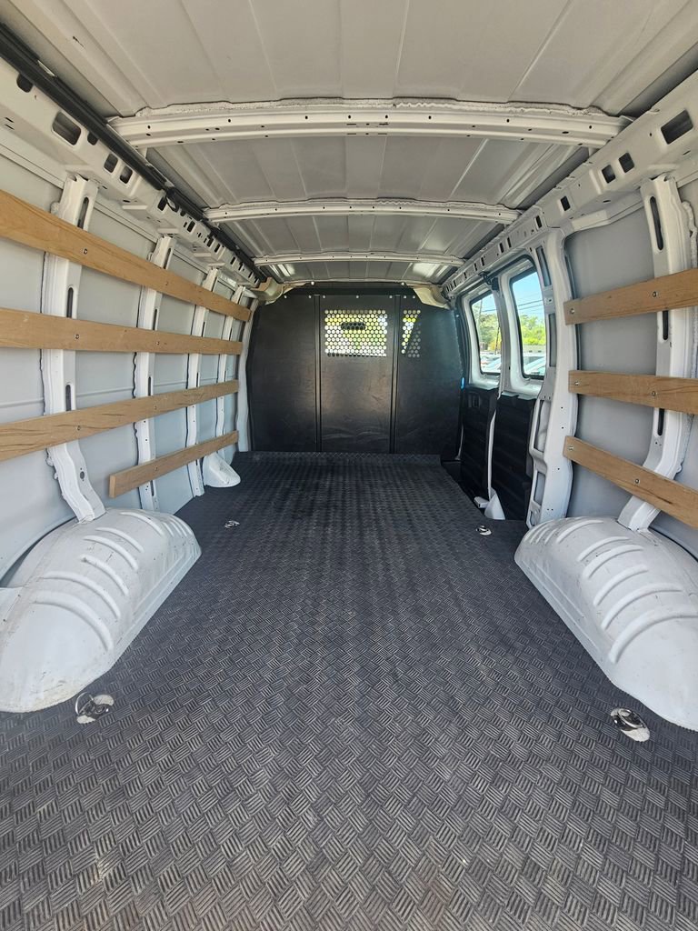 Used 2024 Chevrolet Express 2500 w/ Driver Convenience Package image 11