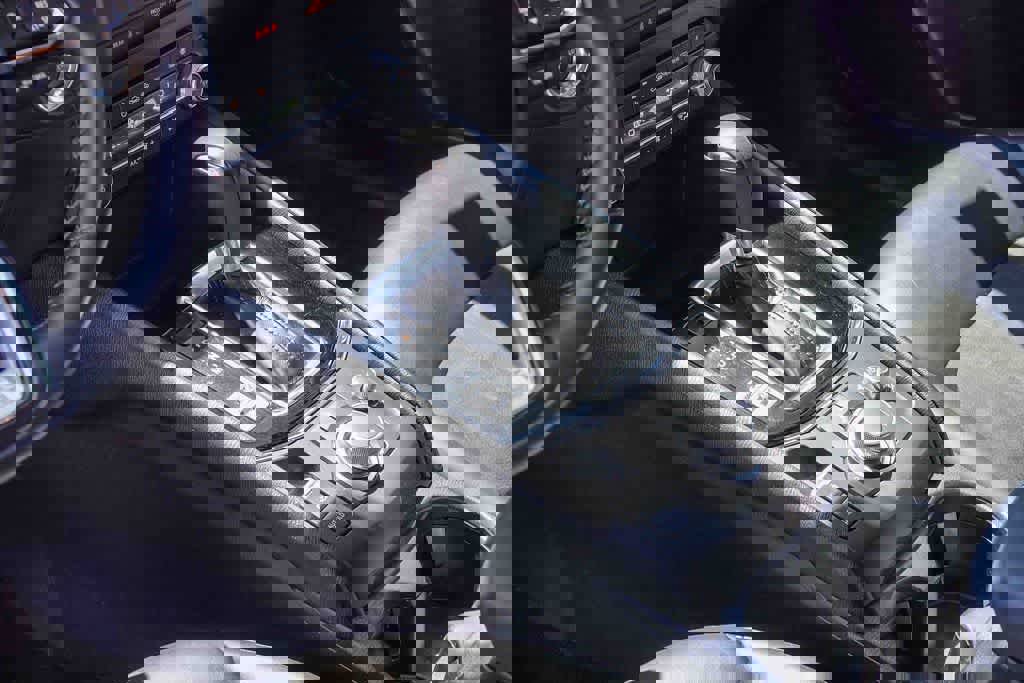 Used 2021 MAZDA CX-5 Touring image 18