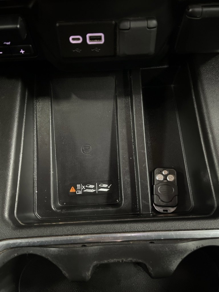 Used 2022 GMC Sierra 3500 Denali image 25