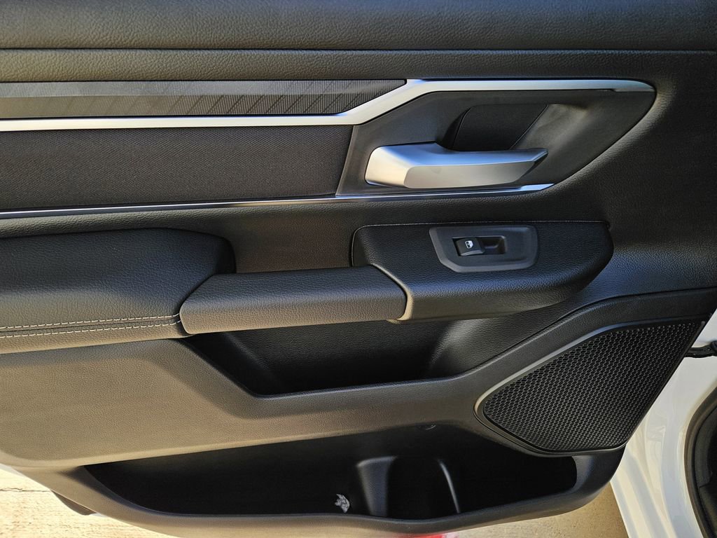 New 2026 RAM 1500 2WD Crew Cab image 10