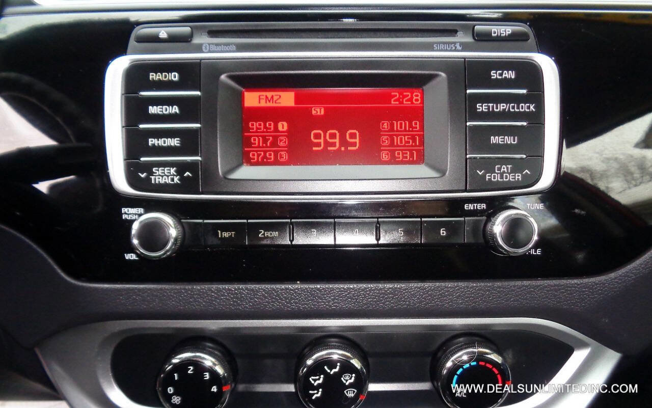 Used 2017 Kia Rio LX w/ Power Package image 11