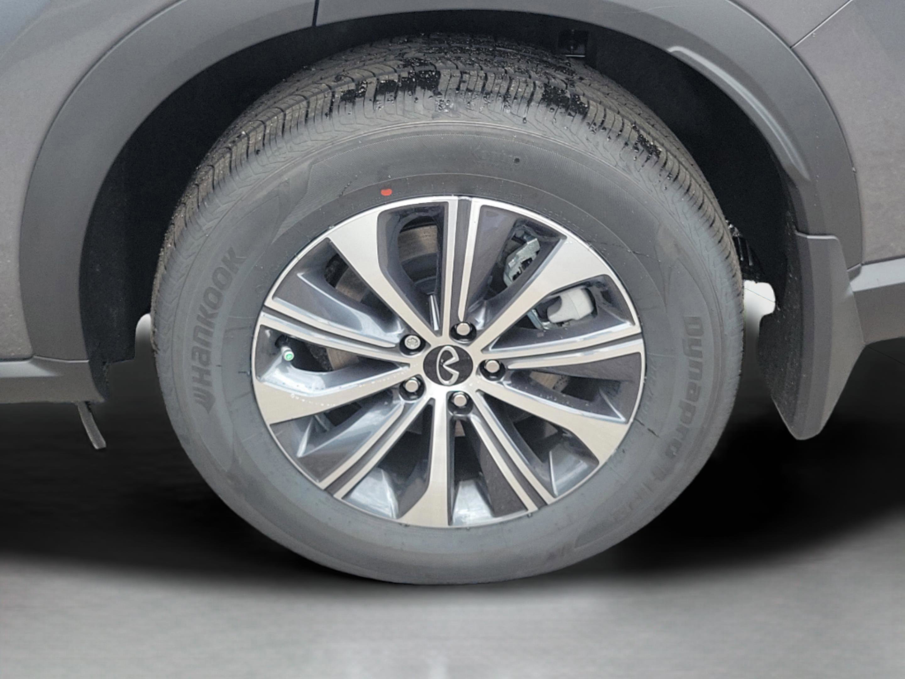 New 2026 INFINITI QX60 Pure w/ Family Package image 8