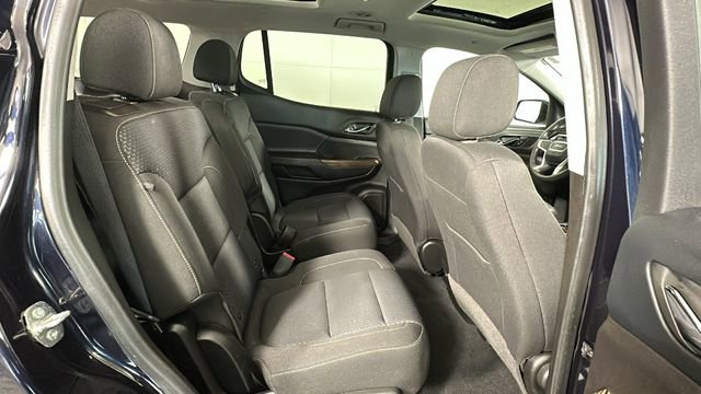 Used 2022 GMC Acadia SLE w/ Driver Convenience Package FWD image 30