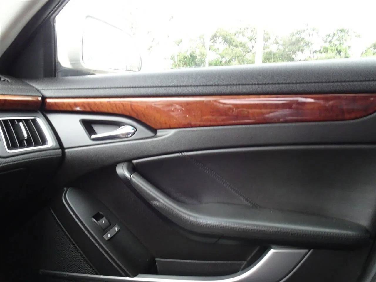 Used 2008 Cadillac CTS 3.6 w/ Wood Trim Package RWD image 30