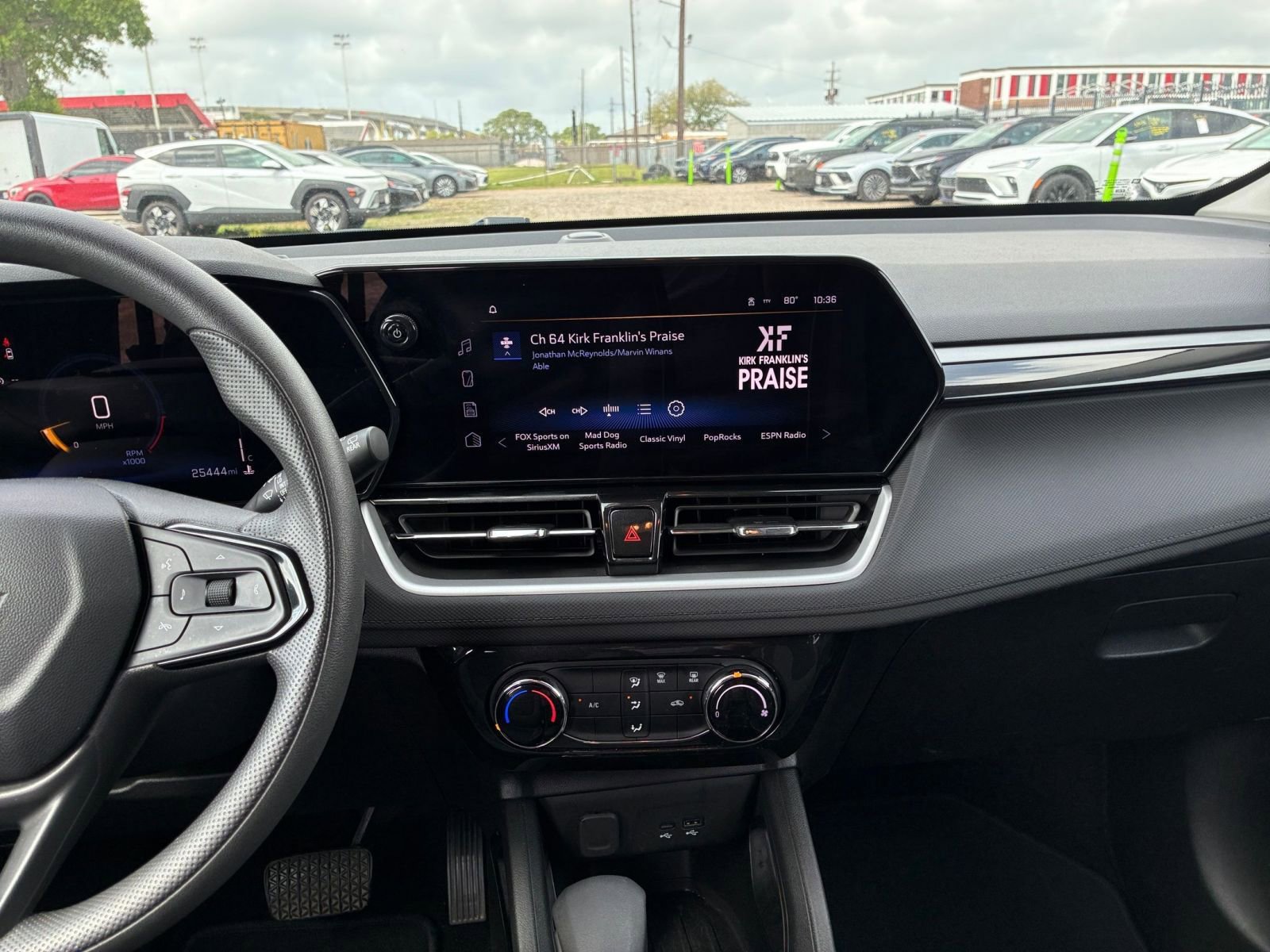 Used 2025 Chevrolet TrailBlazer LT image 14