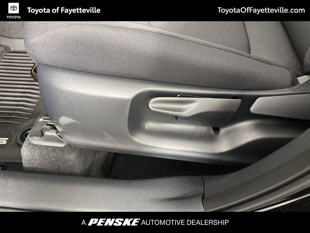 Used 2026 Toyota Corolla Cross LE w/ Moonroof Package FWD image 22