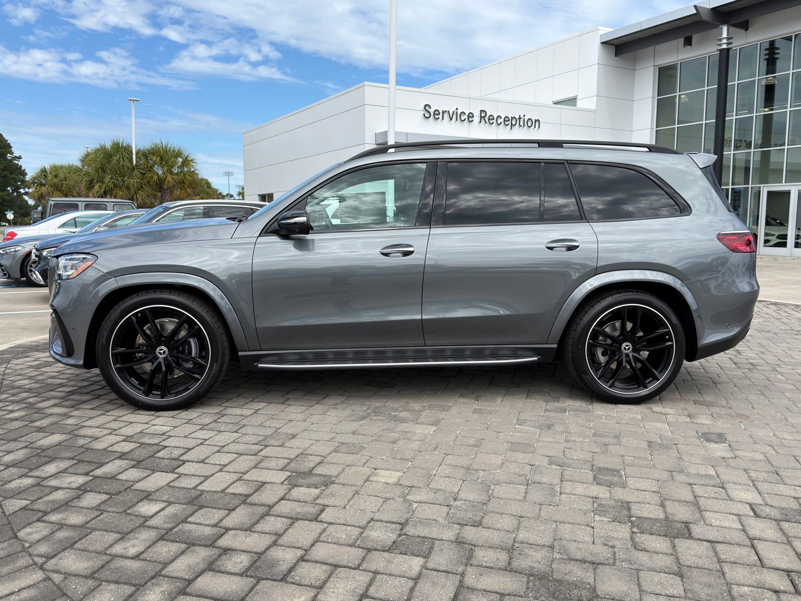New 2026 Mercedes-Benz GLS 580 4MATIC image 12
