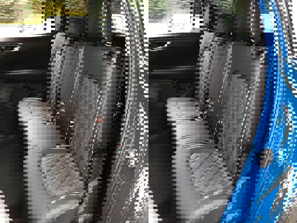 New 2025 Volkswagen Atlas SEL Premium R-Line image 30