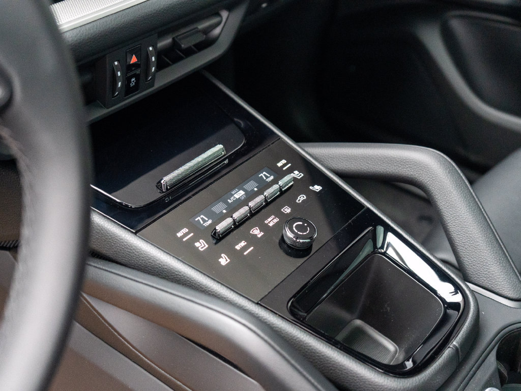 New 2026 Porsche Cayenne Coupe AWD/4WD image 28