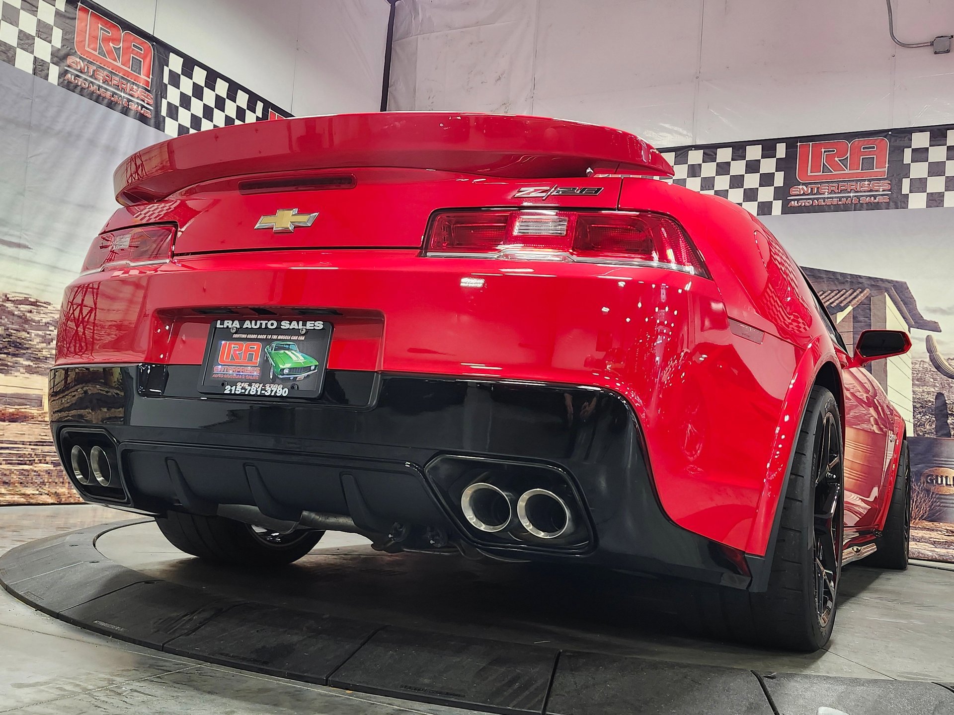 Used 2015 Chevrolet Camaro Z/28 RWD image 13