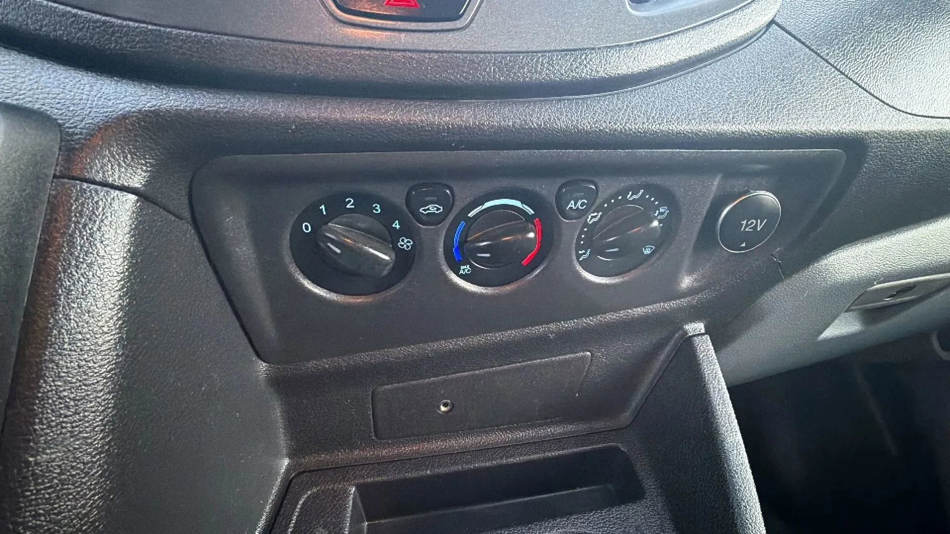 Used 2019 Ford Transit 250 Low Roof w/60/40 Side Door w/L image 21