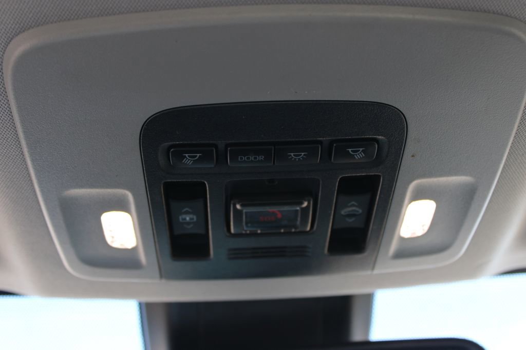 Used 2023 Toyota Camry XSE image 49