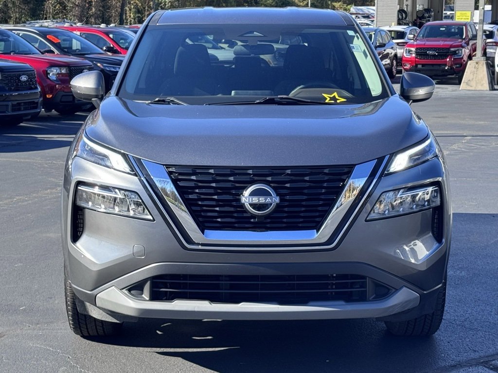 Used 2022 Nissan Rogue SV image 16