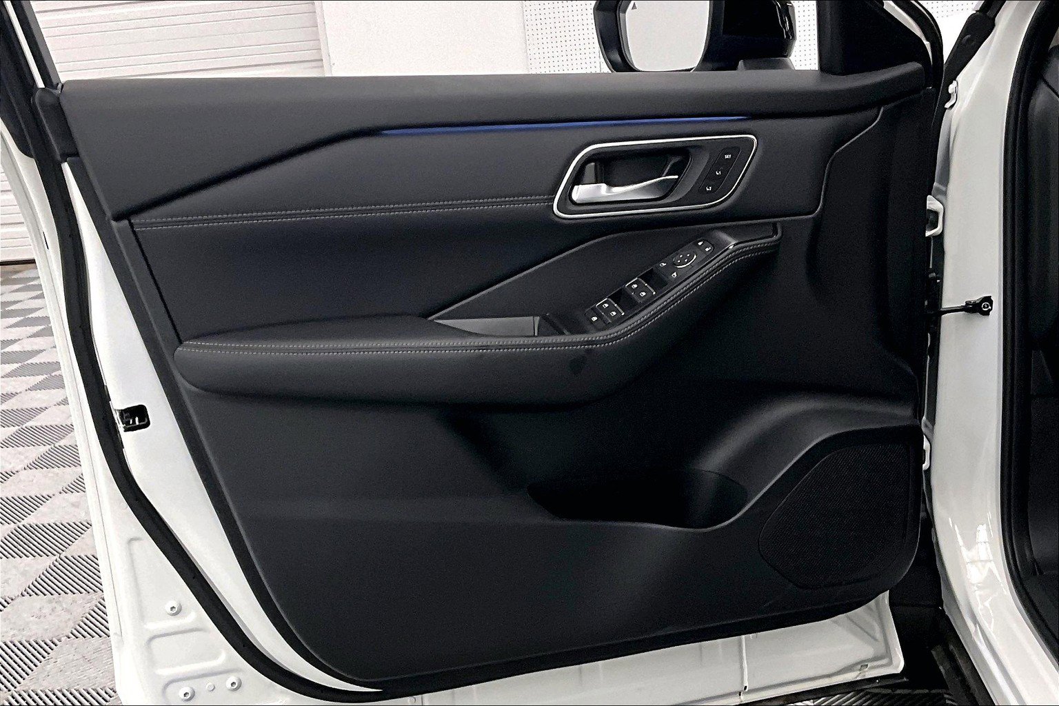 New 2025 Nissan Rogue Platinum w/ Tech Package image 62