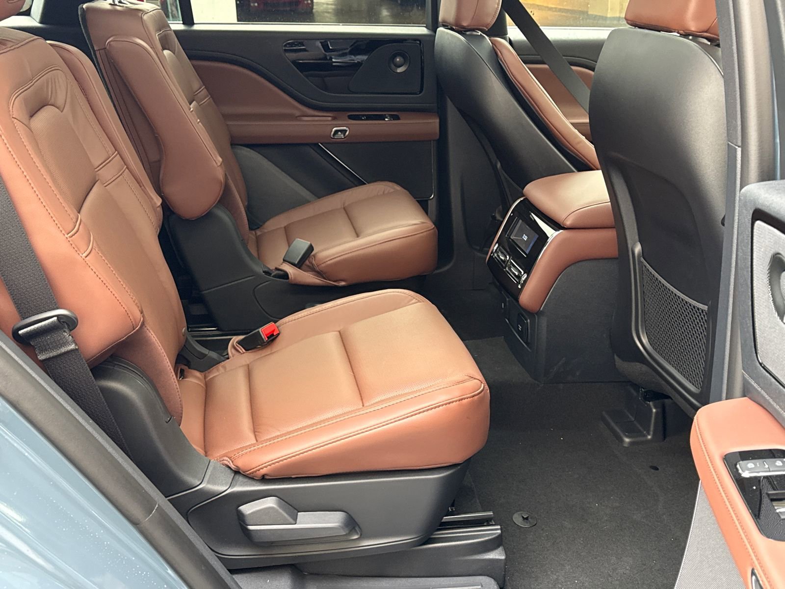 New 2026 Lincoln Aviator Reserve image 12