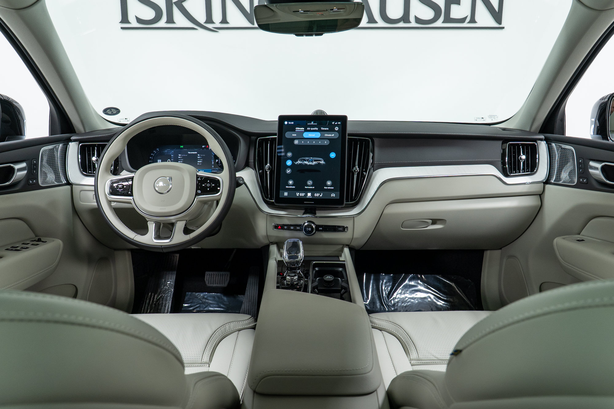 New 2026 Volvo XC60 T8 Ultra AWD/4WD image 15