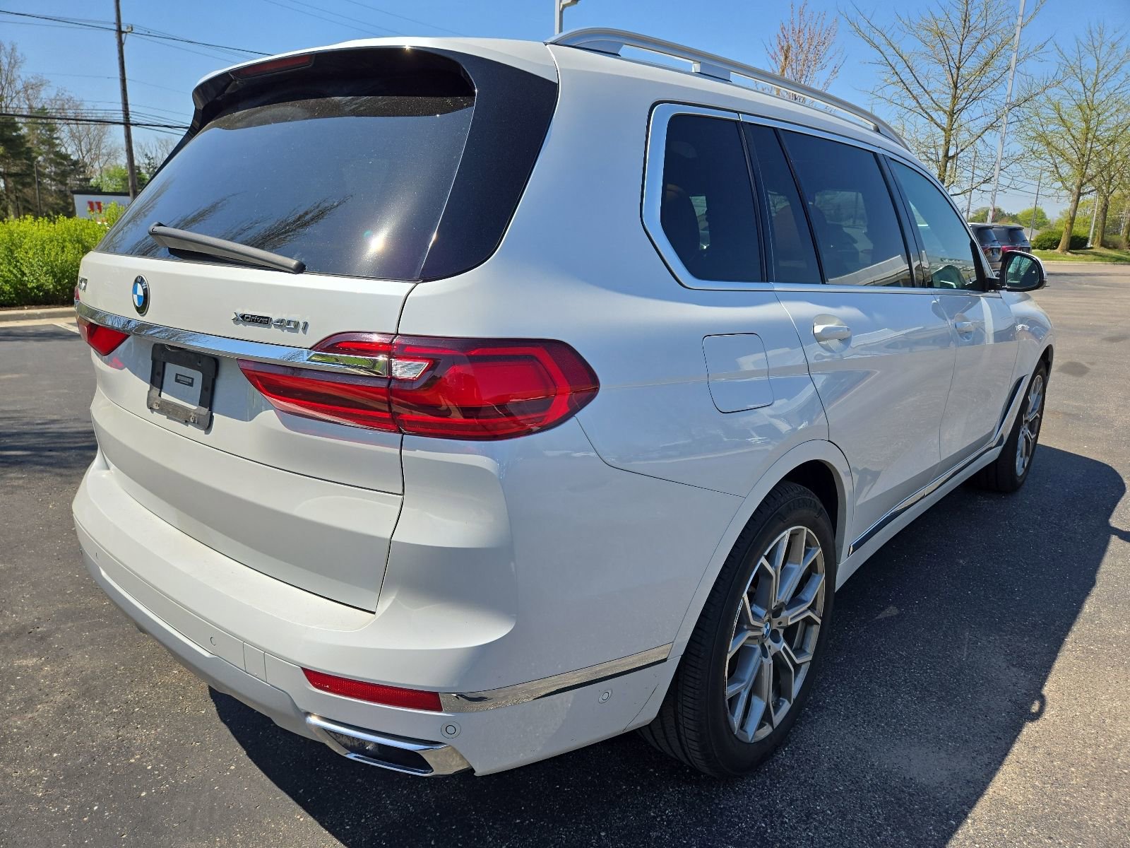 Used 2021 BMW X7 xDrive40i w/ Premium Package AWD/4WD image 5