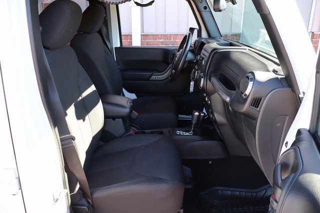 Used 2017 Jeep Wrangler Unlimited Sport w/ Quick Order Package 24S image 38