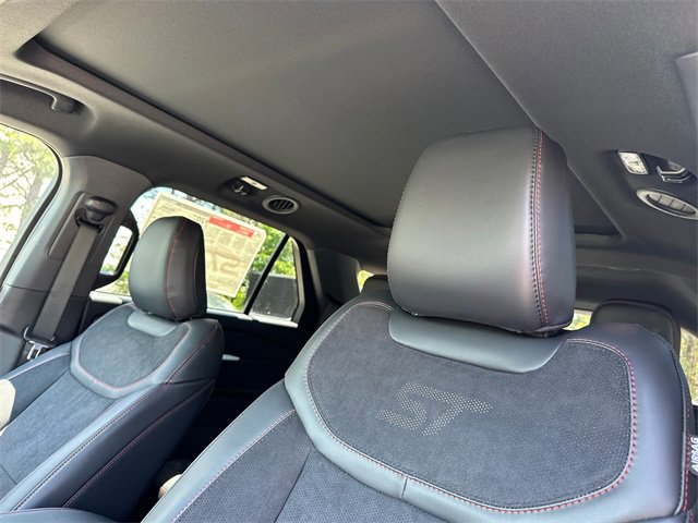 New 2025 Ford Explorer ST w/ Sun And Sound Package image 31
