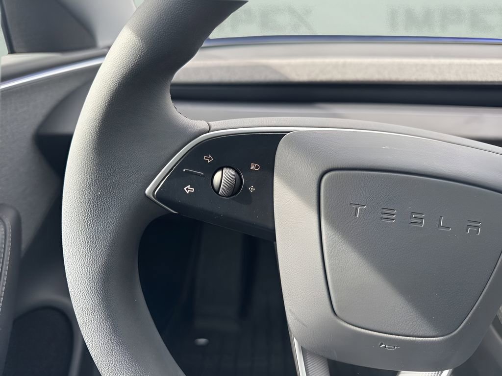 Used 2024 Tesla Model 3 Standard Range RWD image 17