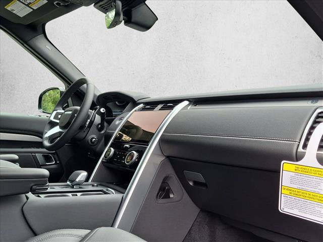 New 2026 Land Rover Discovery Limited Edition AWD/4WD image 28