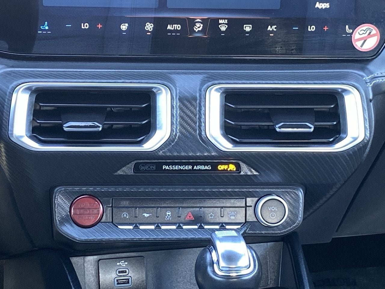 Used 2024 Ford Mustang Premium RWD image 19