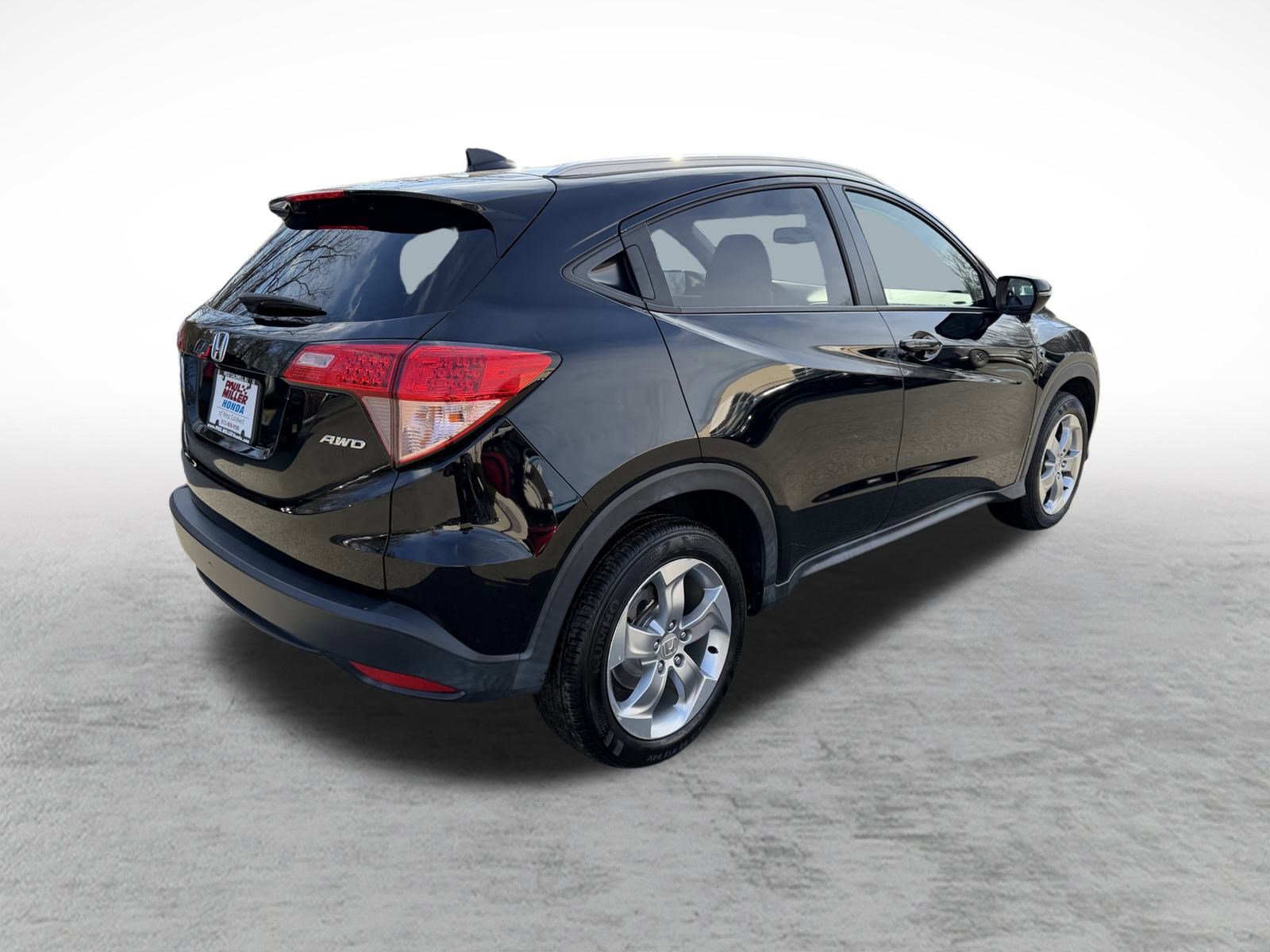 Used 2017 Honda HR-V EX-L image 7