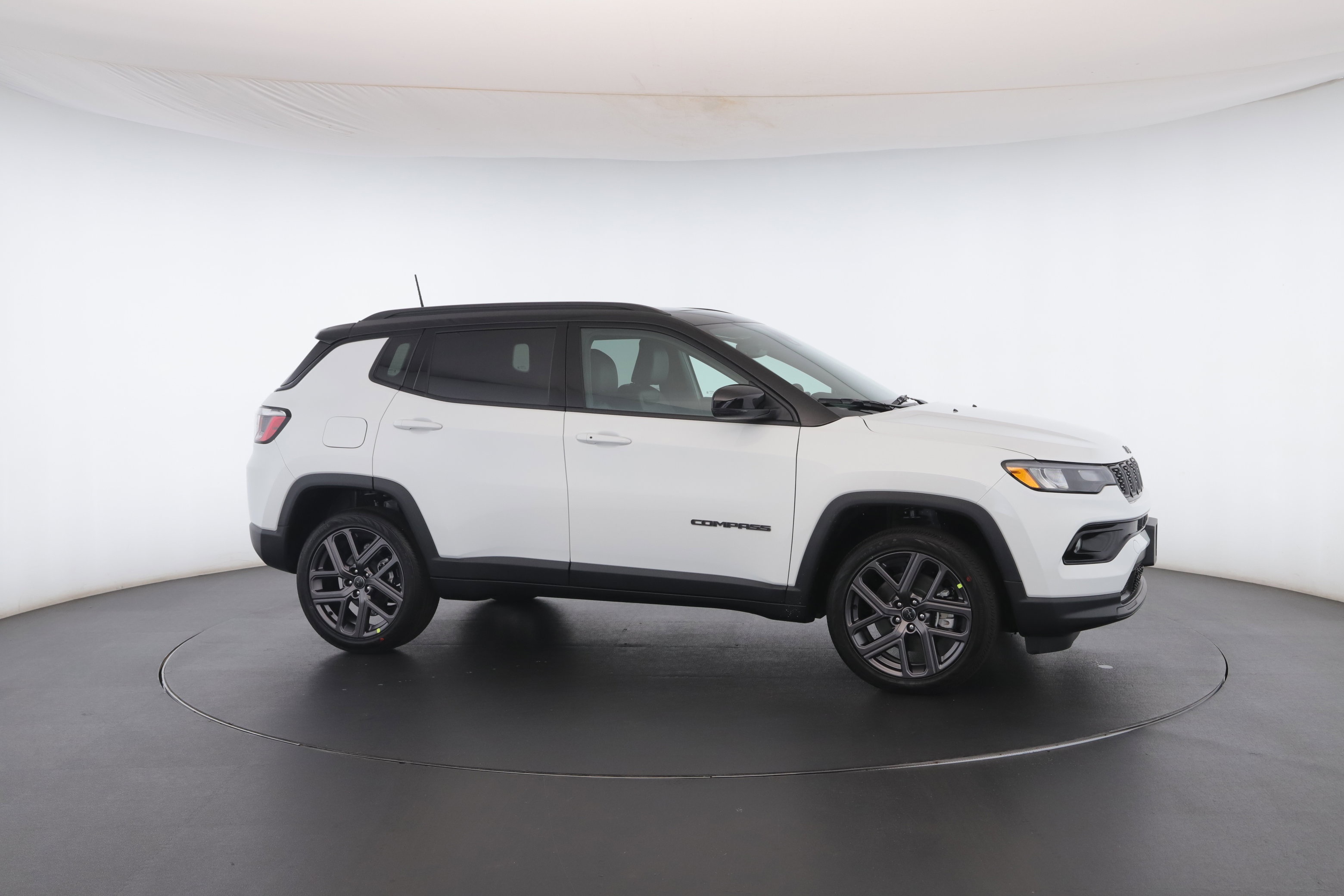 New 2026 Jeep Compass Limited w/ Sun, Sound & Navigation Group image 33