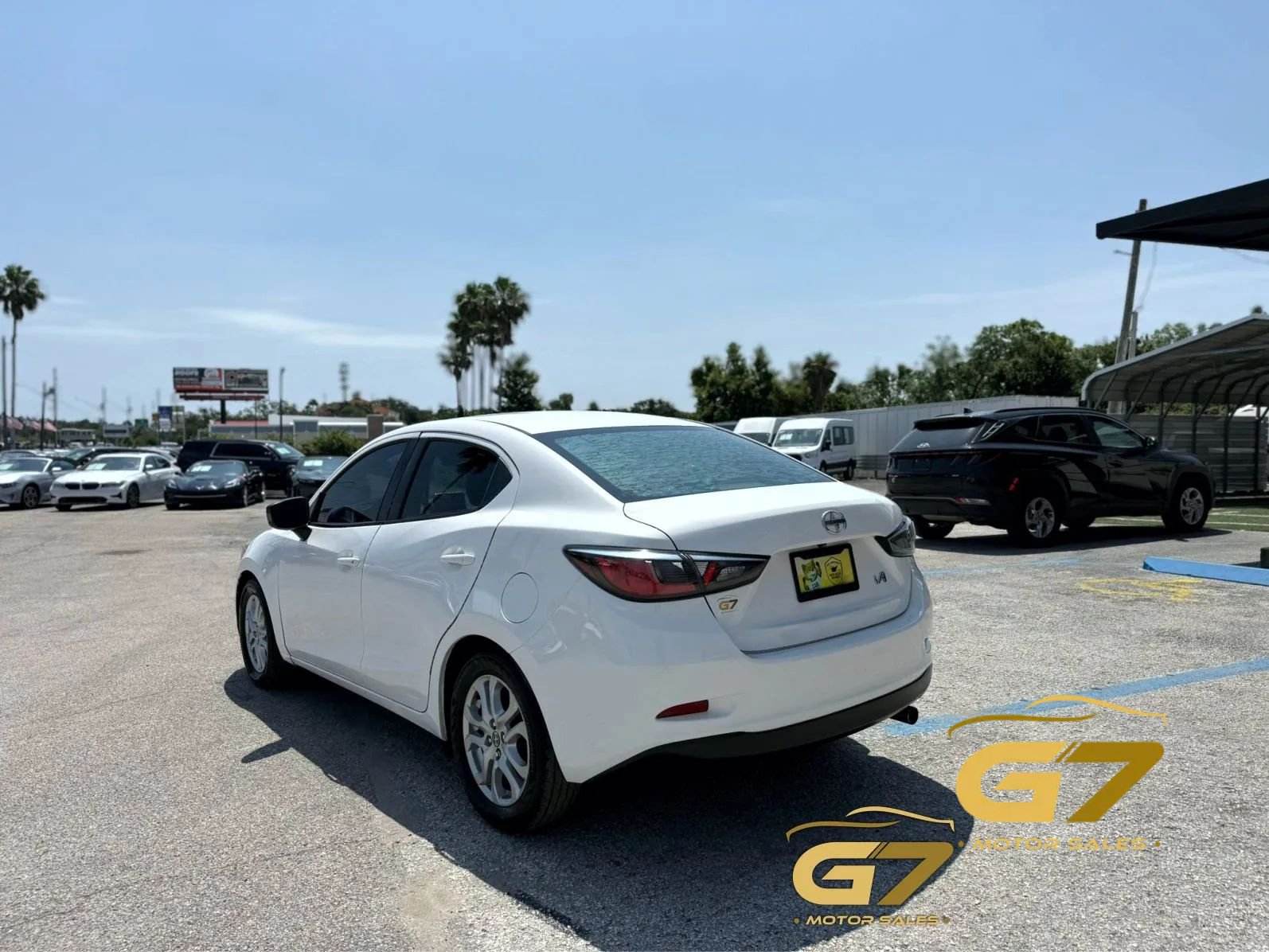 Used 2016 Scion iA FWD image 3