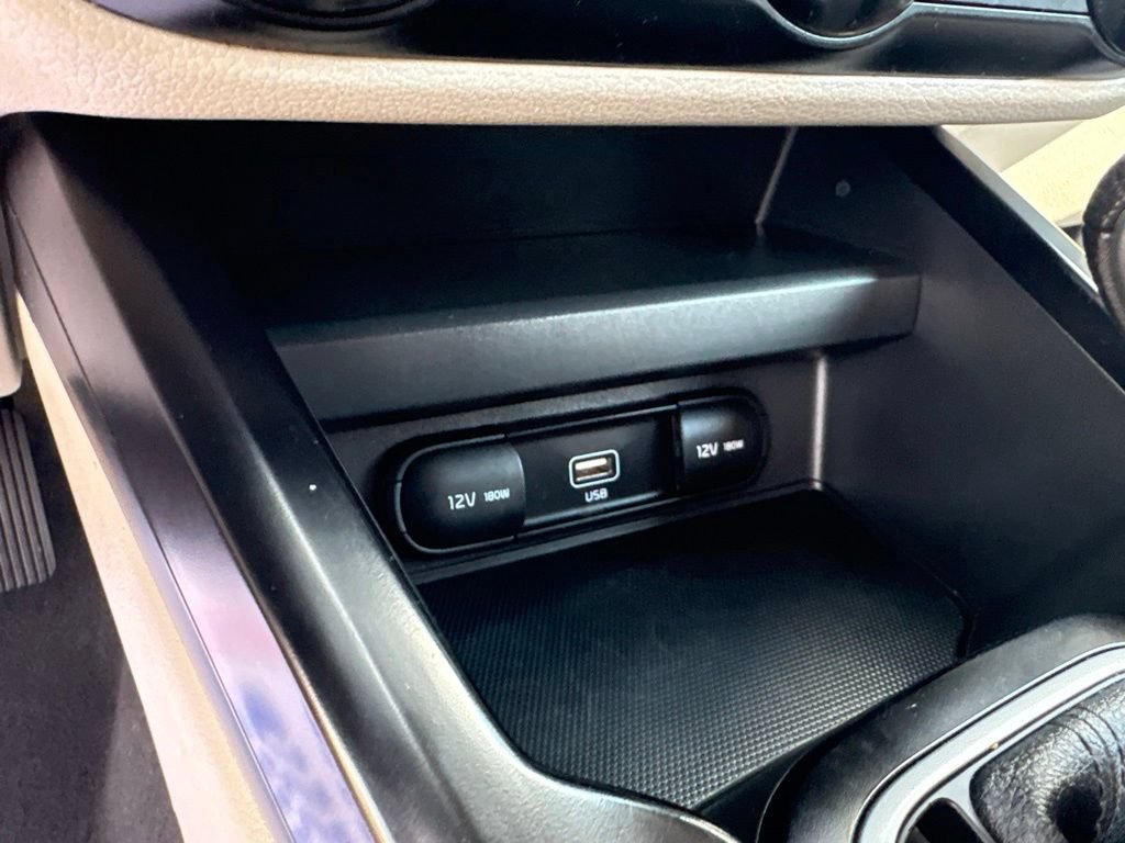 Used 2022 Kia Soul LX FWD image 20