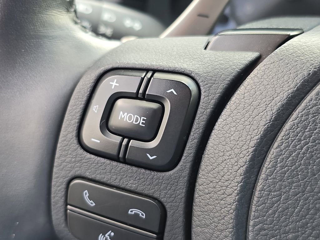 Used 2023 Lexus IS 300 w/ Comfort Package image 21