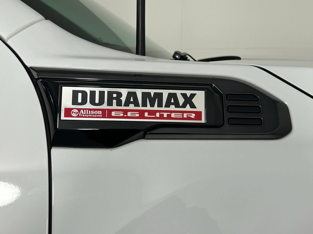 Used 2024 GMC Sierra 2500 AT4 w/ AT4 Premium Plus Package AWD/4WD image 7