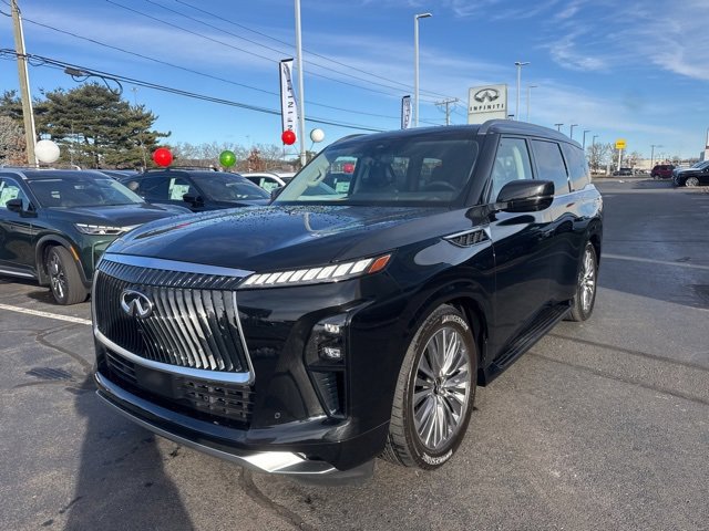 Used 2025 INFINITI QX80 Sensory