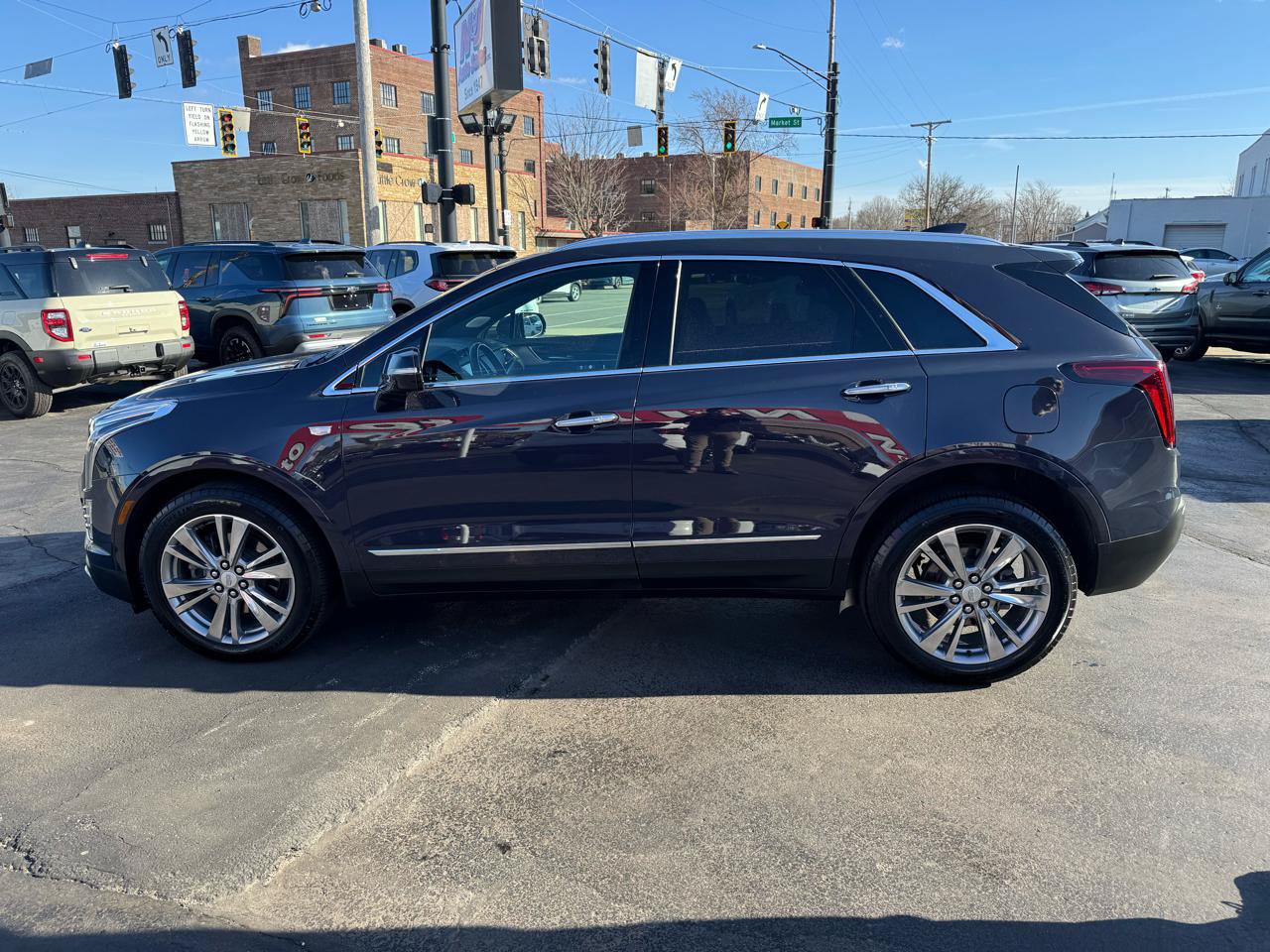 Used 2024 Cadillac XT5 Premium Luxury AWD/4WD image 8