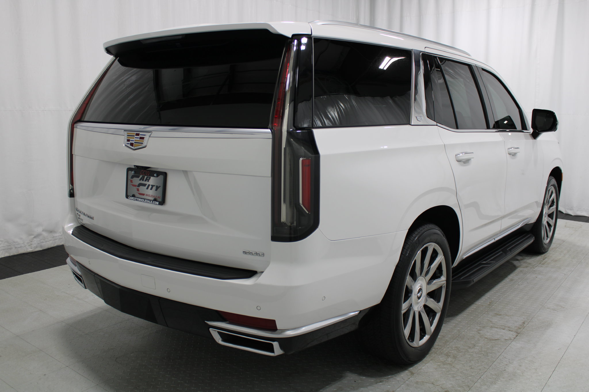 Used 2021 Cadillac Escalade Premium Luxury Platinum AWD/4WD image 6