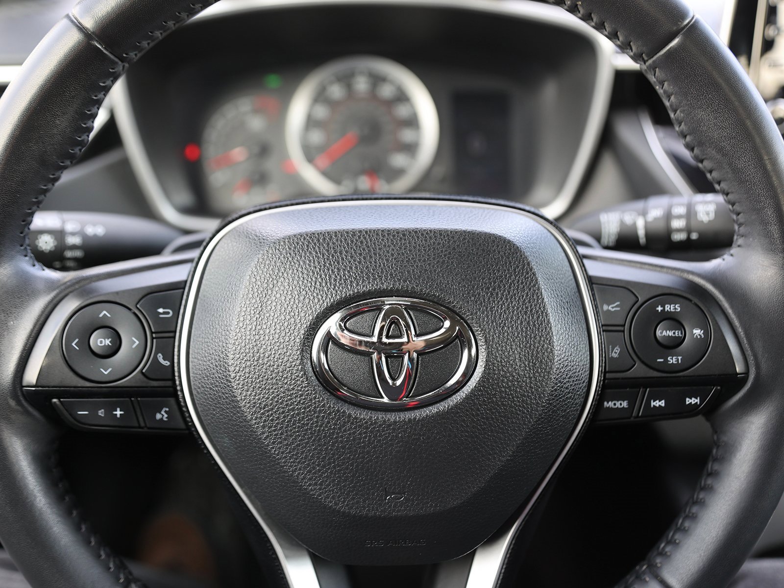 Used 2020 Toyota Corolla SE w/ SE Preferred Package image 34