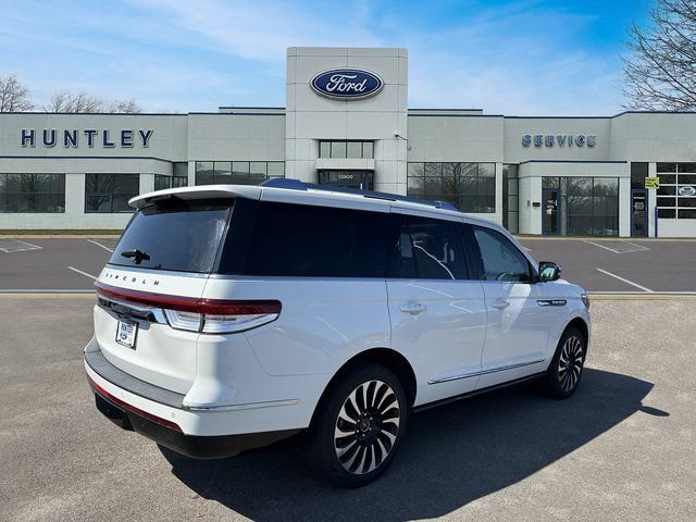 Used 2022 Lincoln Navigator Black Label AWD/4WD image 4