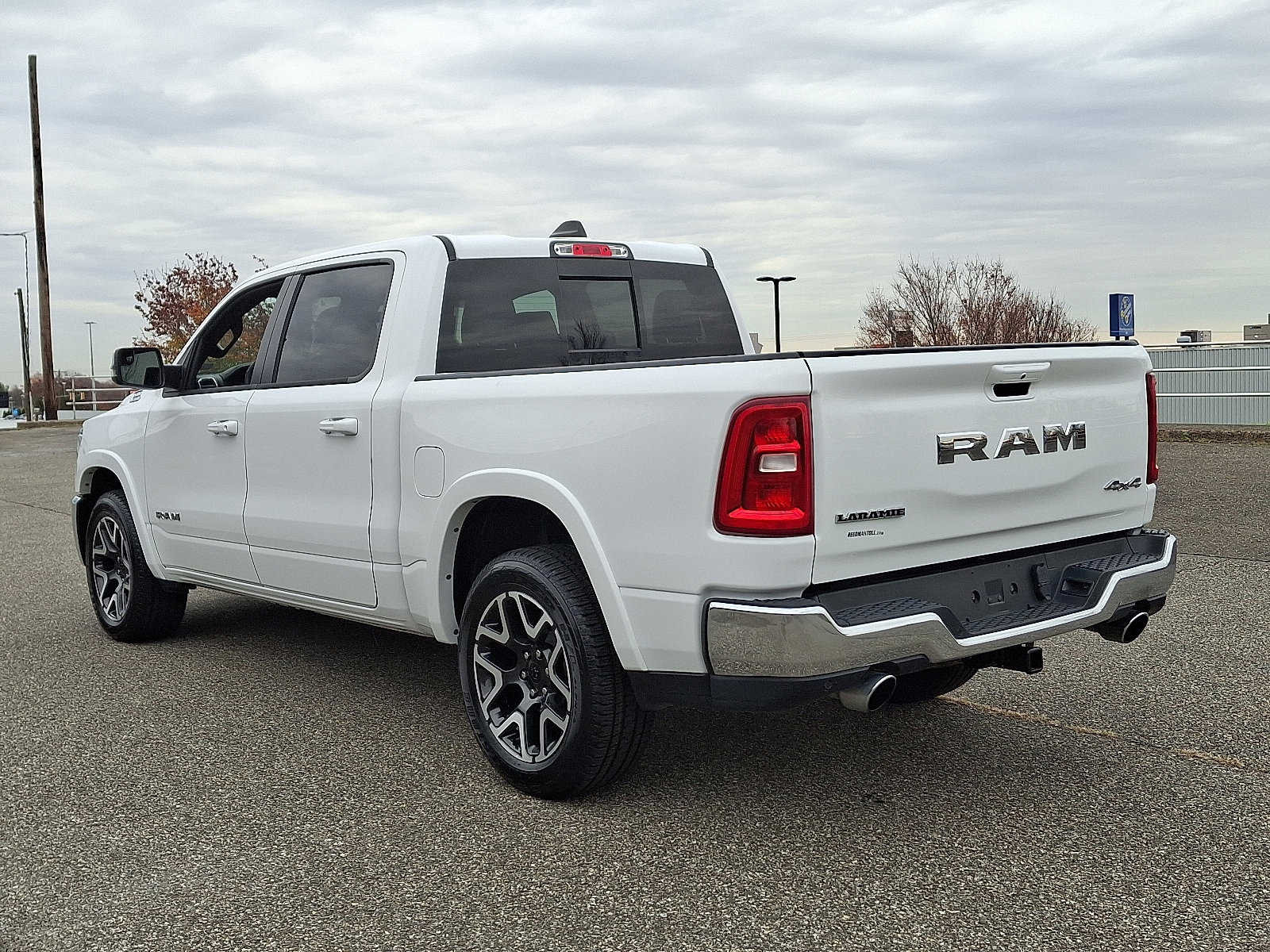 Used 2025 RAM 1500 Laramie image 4