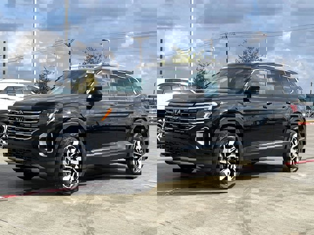 New 2026 Volkswagen Atlas SEL image 2