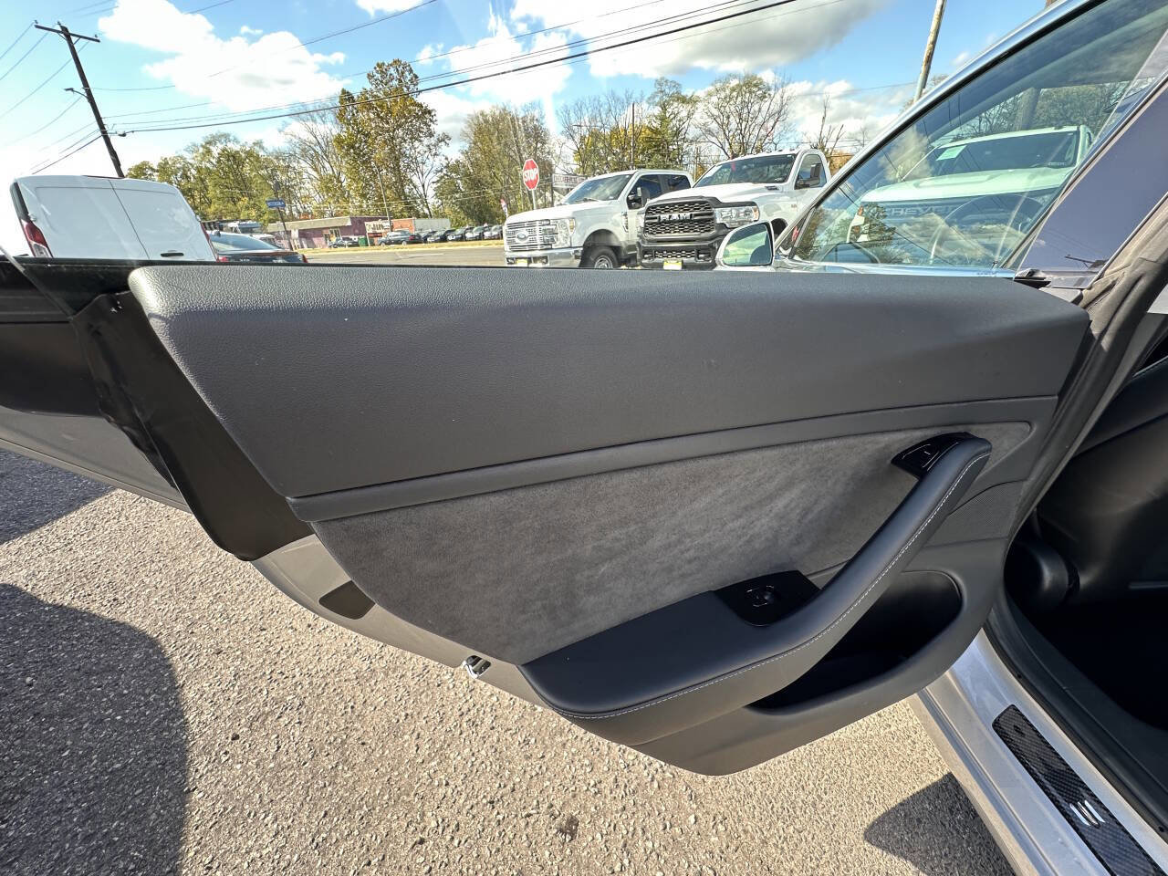 Used 2018 Tesla Model 3 Long Range image 42