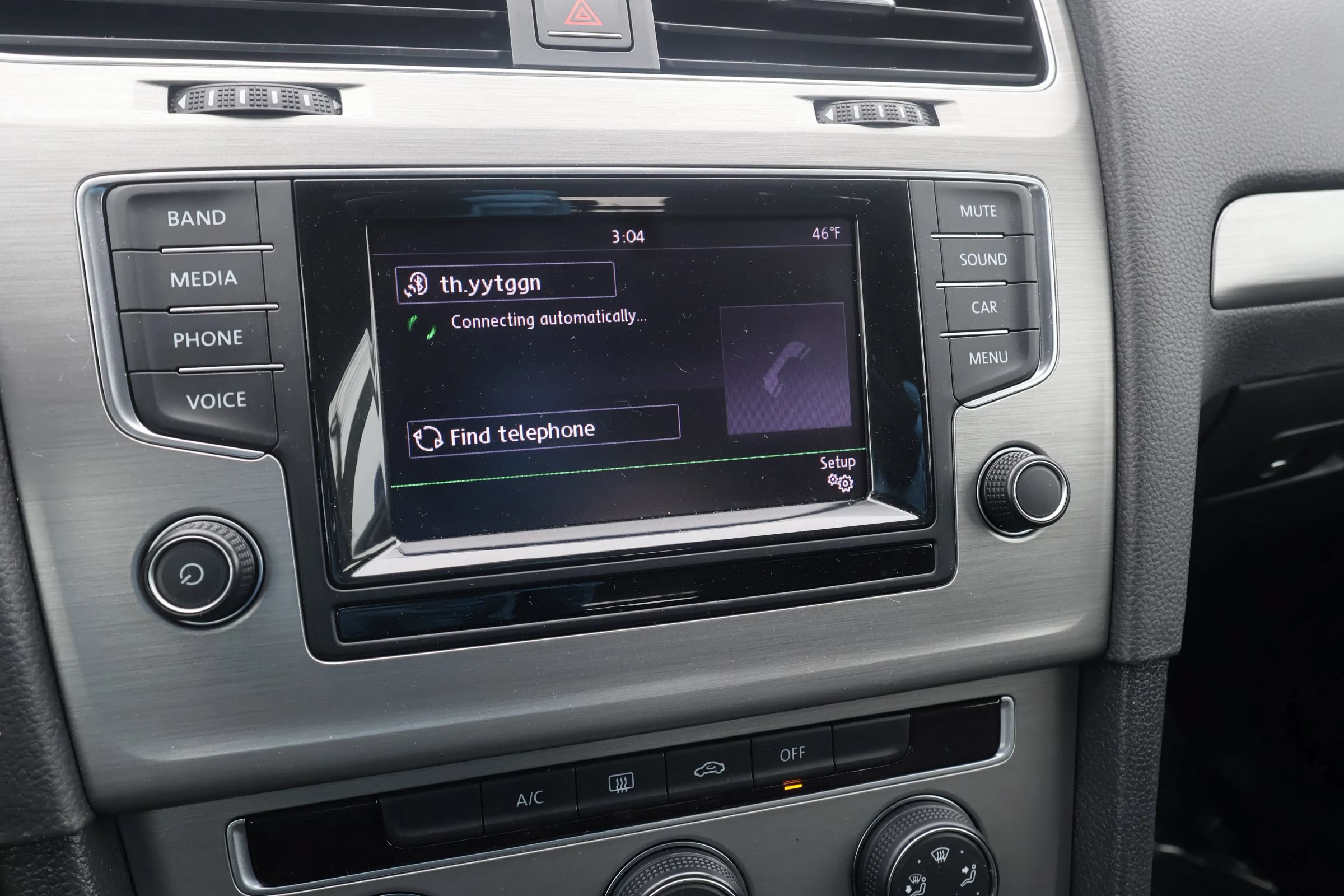 Used 2015 Volkswagen Golf Launch Edition FWD image 20