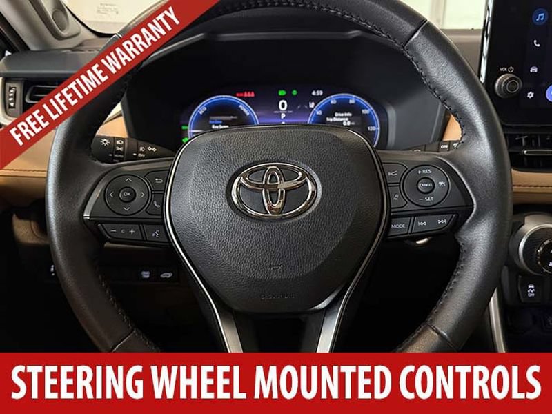 Used 2025 Toyota RAV4 Limited AWD/4WD image 11