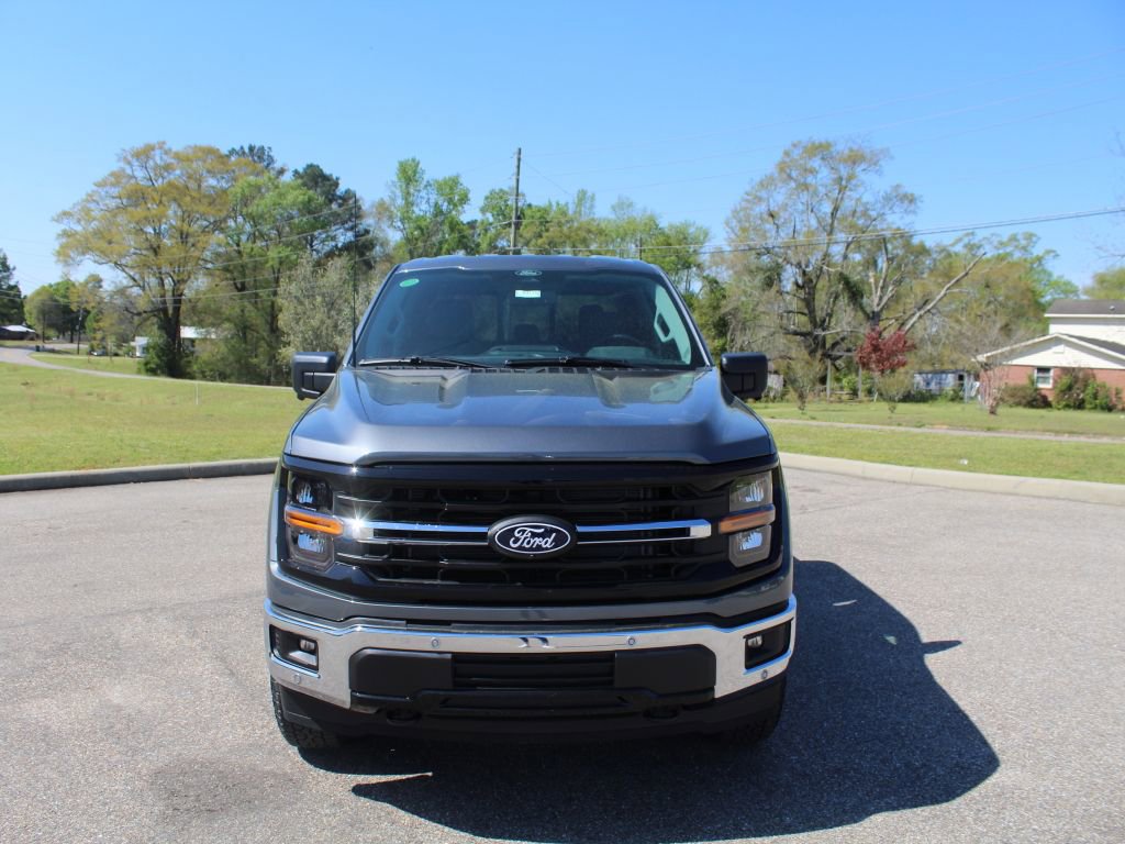 New 2026 Ford F150 XLT w/ Equipment Group 302A MID image 6