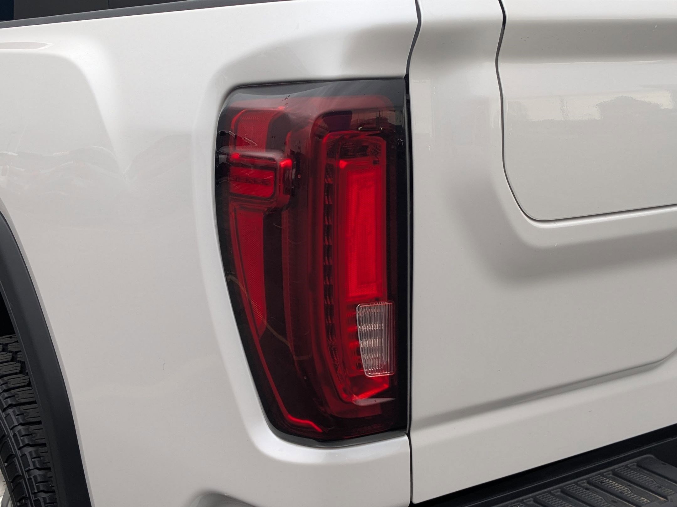 Used 2022 GMC Sierra 3500 Denali w/ Denali Ultimate Package image 11