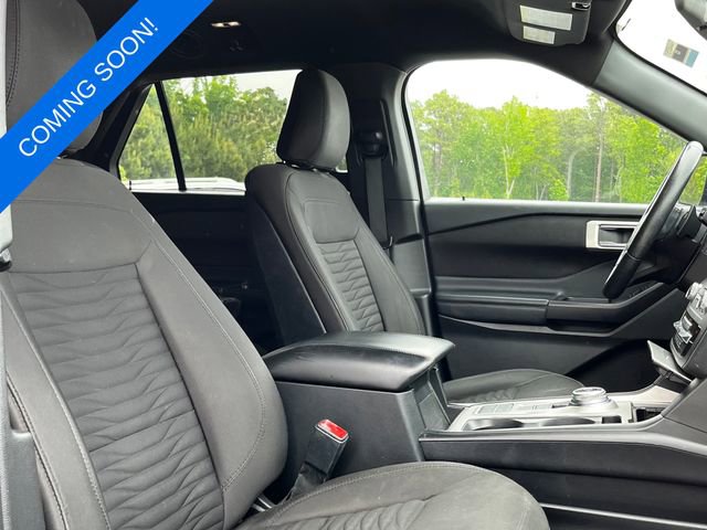 Used 2020 Ford Explorer XLT w/ Comfort Package RWD image 12