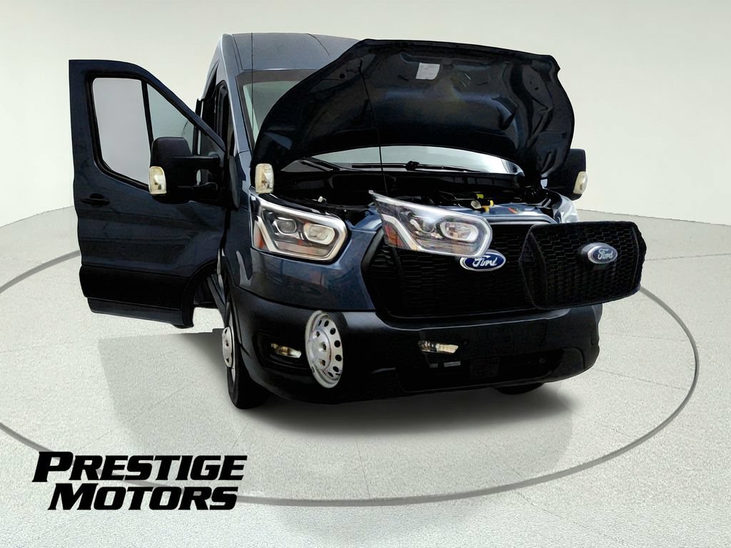 Used 2022 Ford Transit 250 148 High Roof Extended AWD w/ Parcel Delivery Package image 11