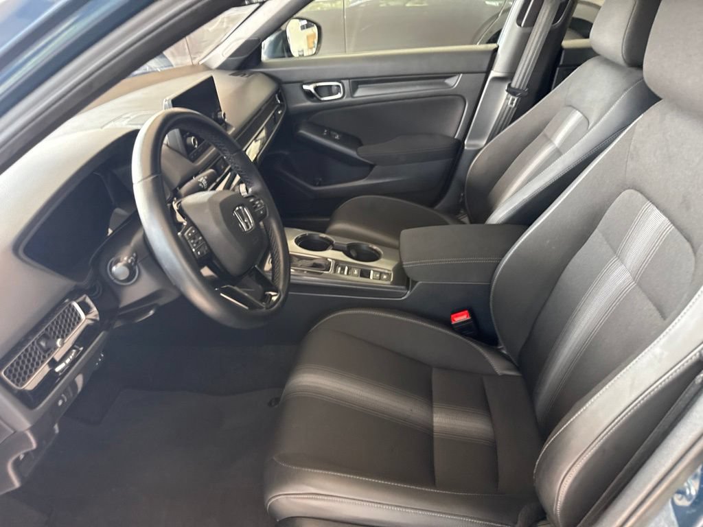 Used 2025 Honda Civic Sport image 17